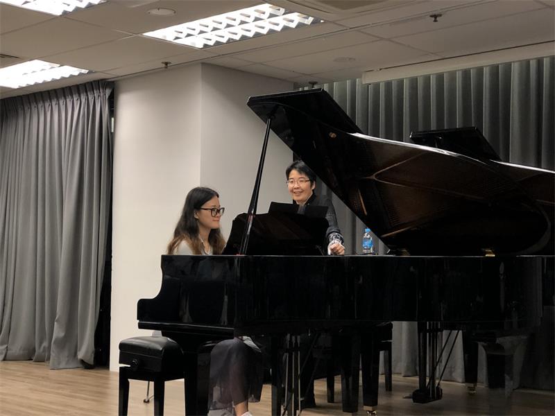 新加坡莱佛士音乐学院英语